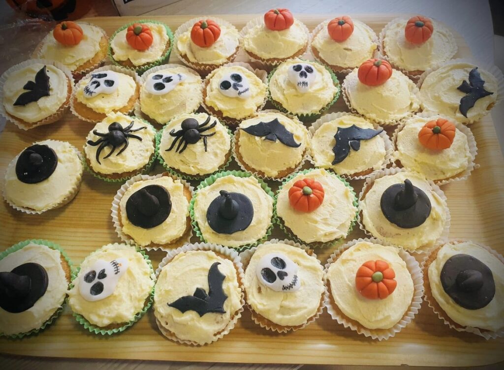 halloween cupcakes